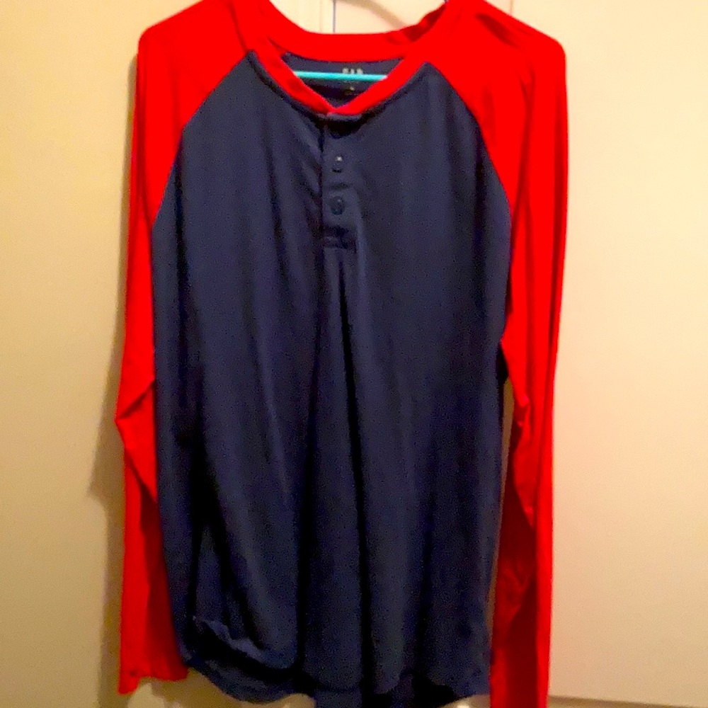 Red and Navy Long Sleeve XL Gap Tee NWOT